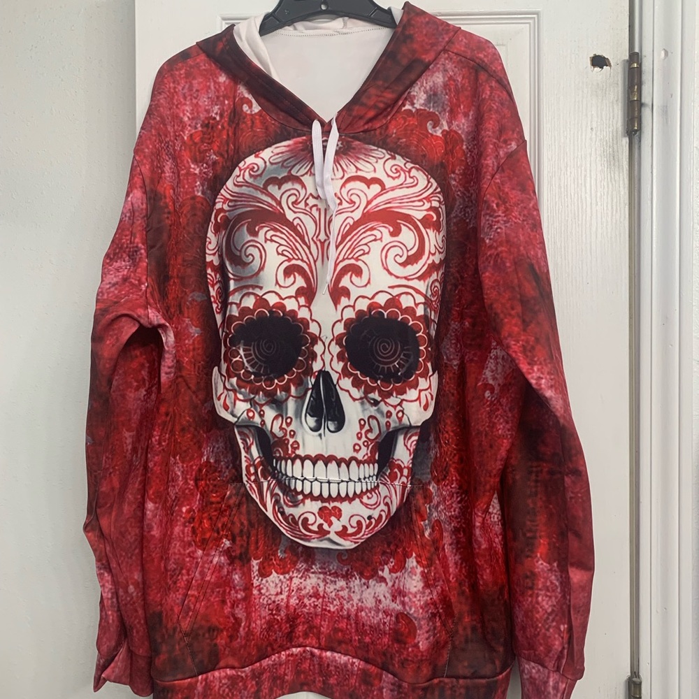**NWOT Men’s Hooded Sweatshirt XL Skull